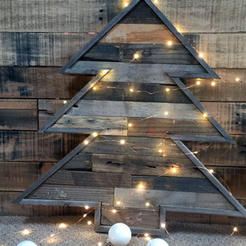 Vintage Pallet Christmas Tree