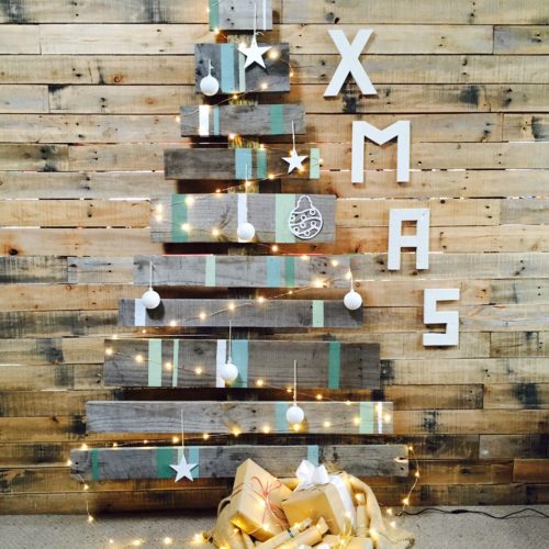 Pastal Greens Designer Pallet Christmas Tree