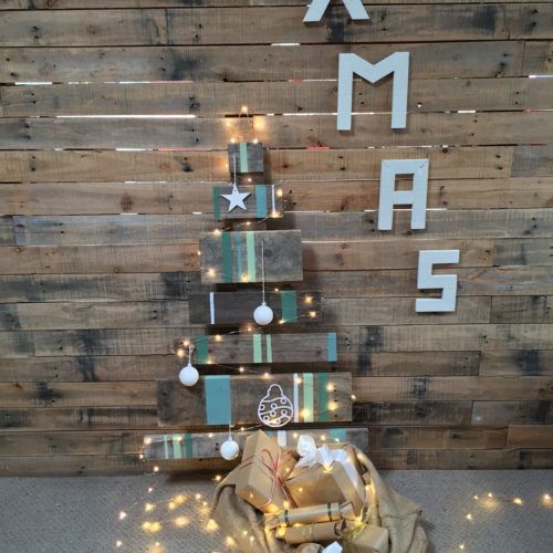 Small Pastal Greens Designer Pallet Christmas Tree